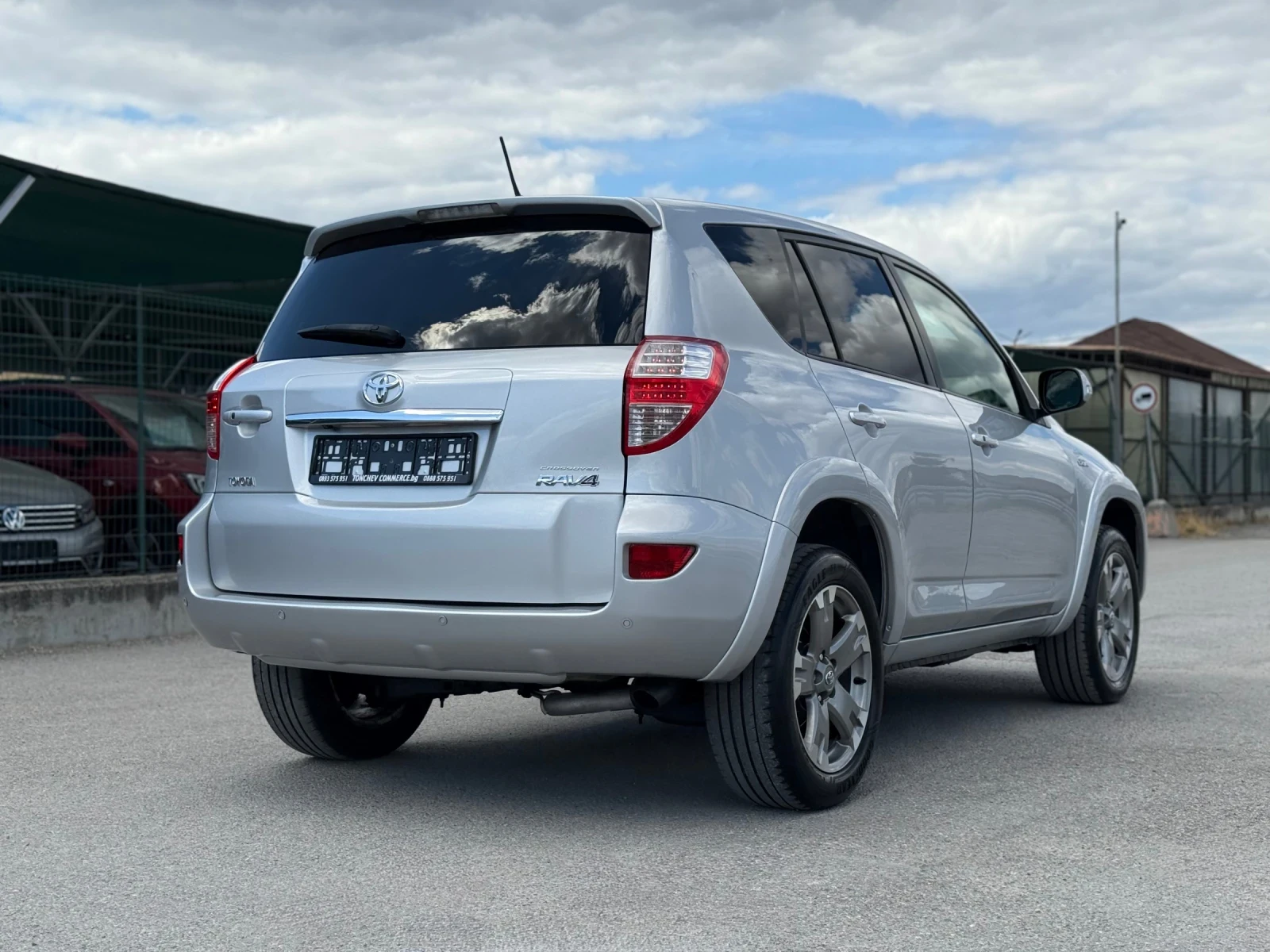 Toyota Rav4 2.2-CROSSOVER-EXCLUSIVE-4х4-КАМЕРА-КОЖА-ПОДГРЕВ, снимка 6 - Автомобили и джипове - 56225961