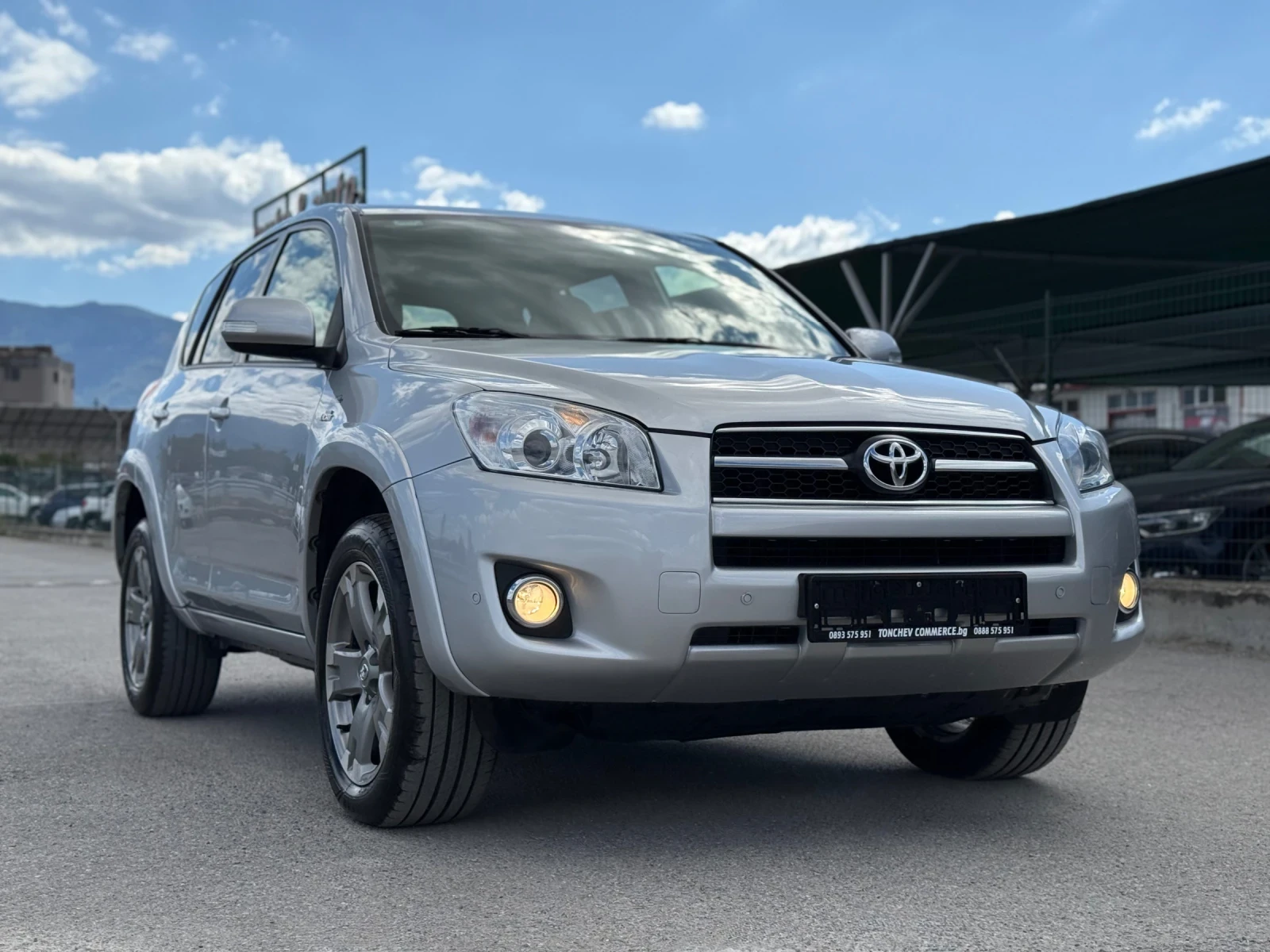Toyota Rav4 2.2-CROSSOVER-EXCLUSIVE-4х4-КАМЕРА-КОЖА-ПОДГРЕВ