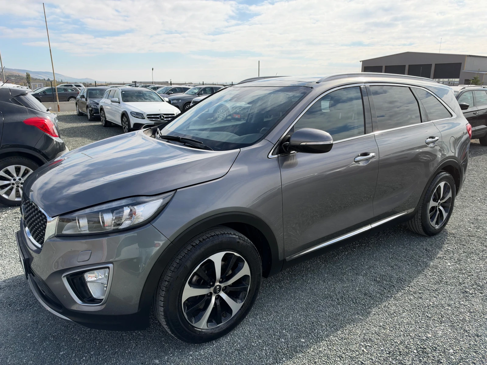 Kia Sorento (КАТО НОВА)