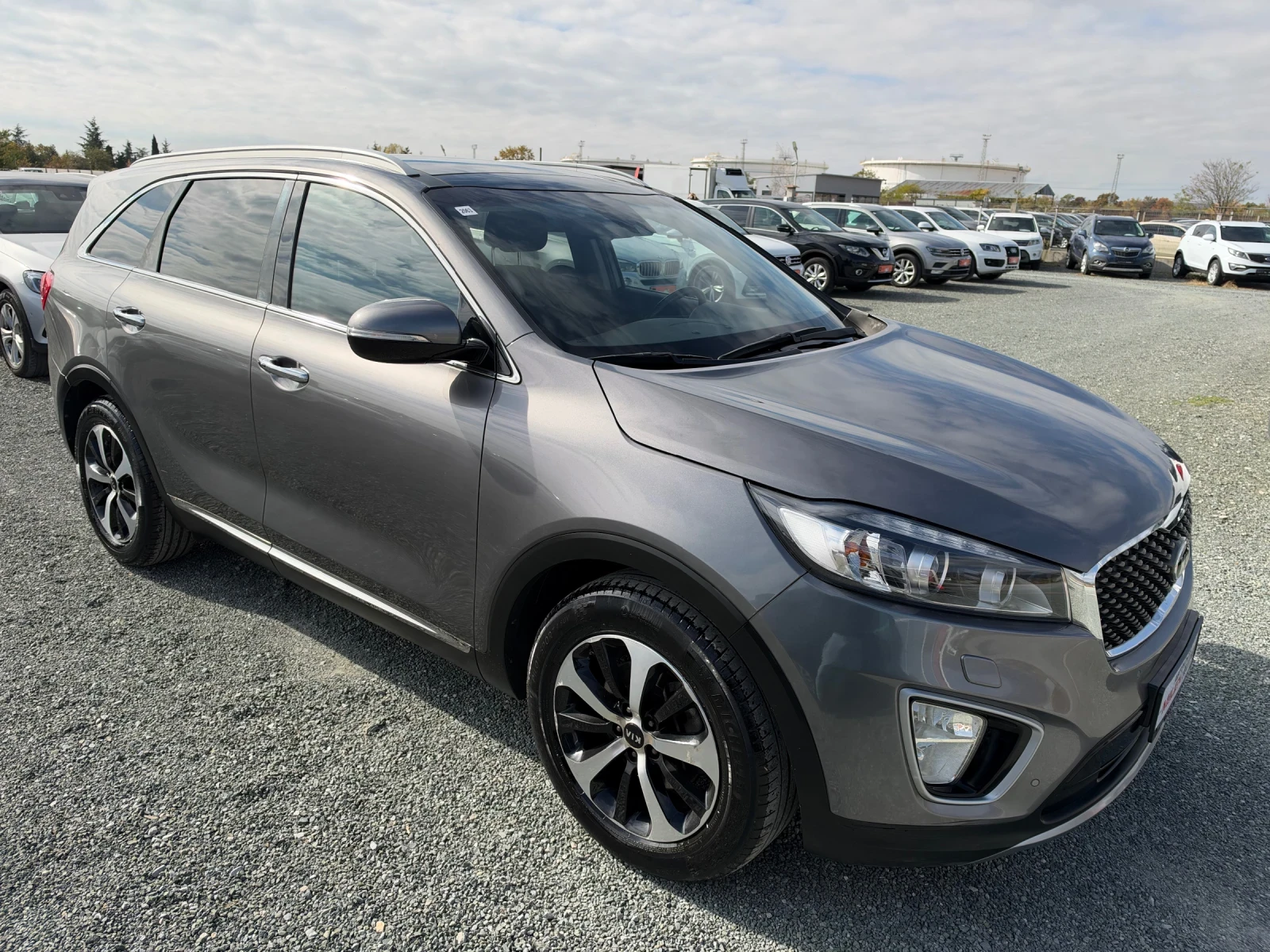 Kia Sorento (КАТО НОВА), снимка 3 - Автомобили и джипове - 56301256