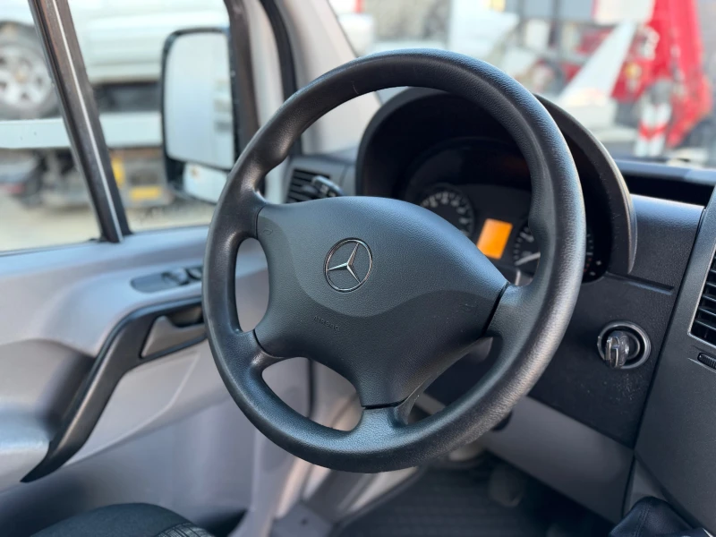 Mercedes-Benz Sprinter 316 9-МЕСТЕН!КЛИМА!ТОП!ГЕРМАНИЯ!, снимка 13 - Бусове и автобуси - 52803039