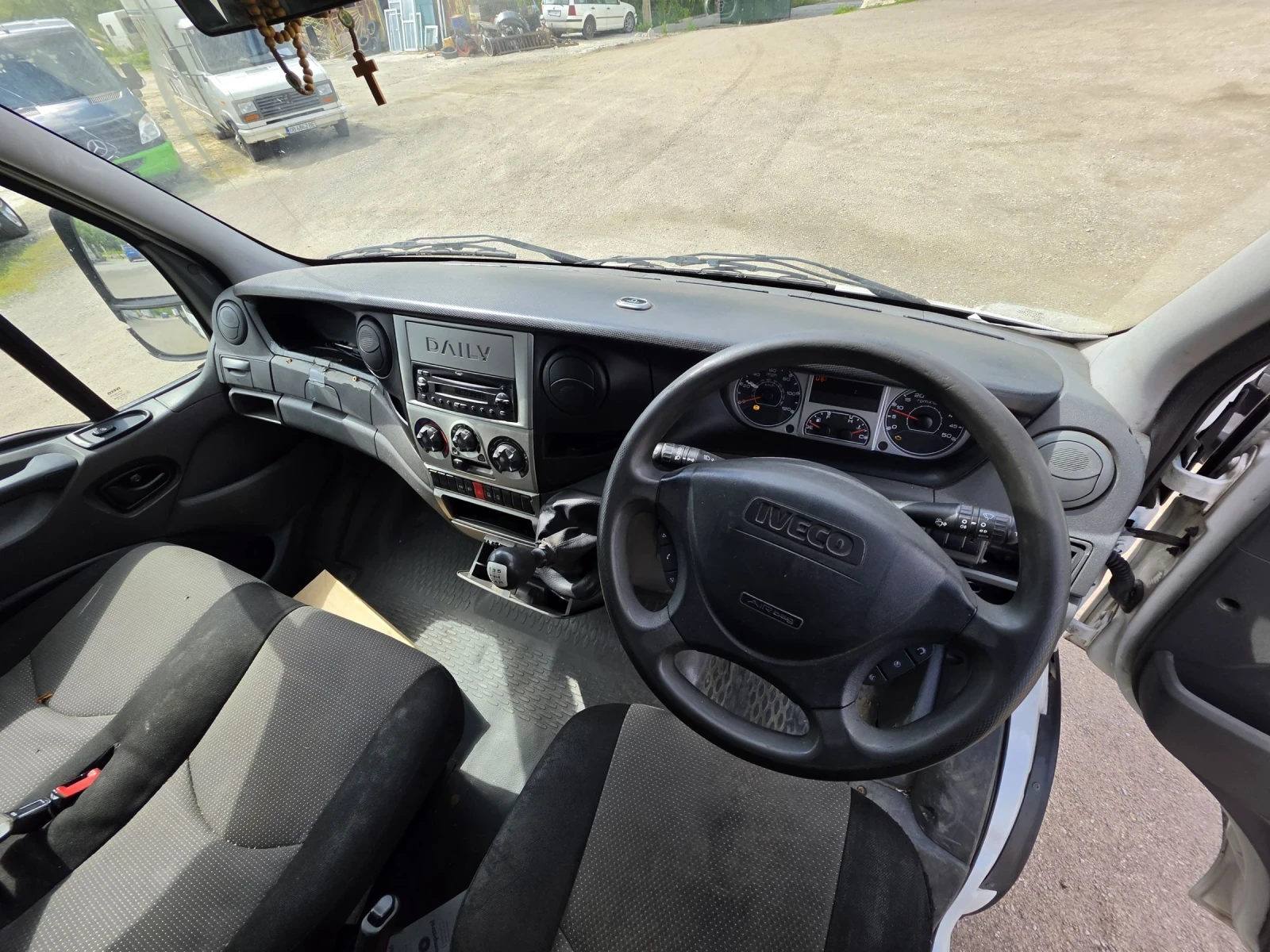 Iveco Daily Самосвал, снимка 8 - Бусове и автобуси - 54590270