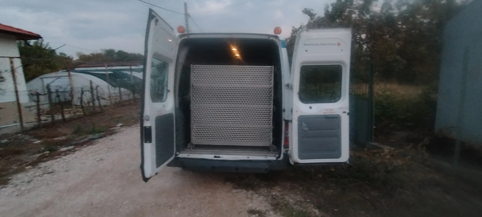 Ford Transit Trend, снимка 9 - Бусове и автобуси - 56712589