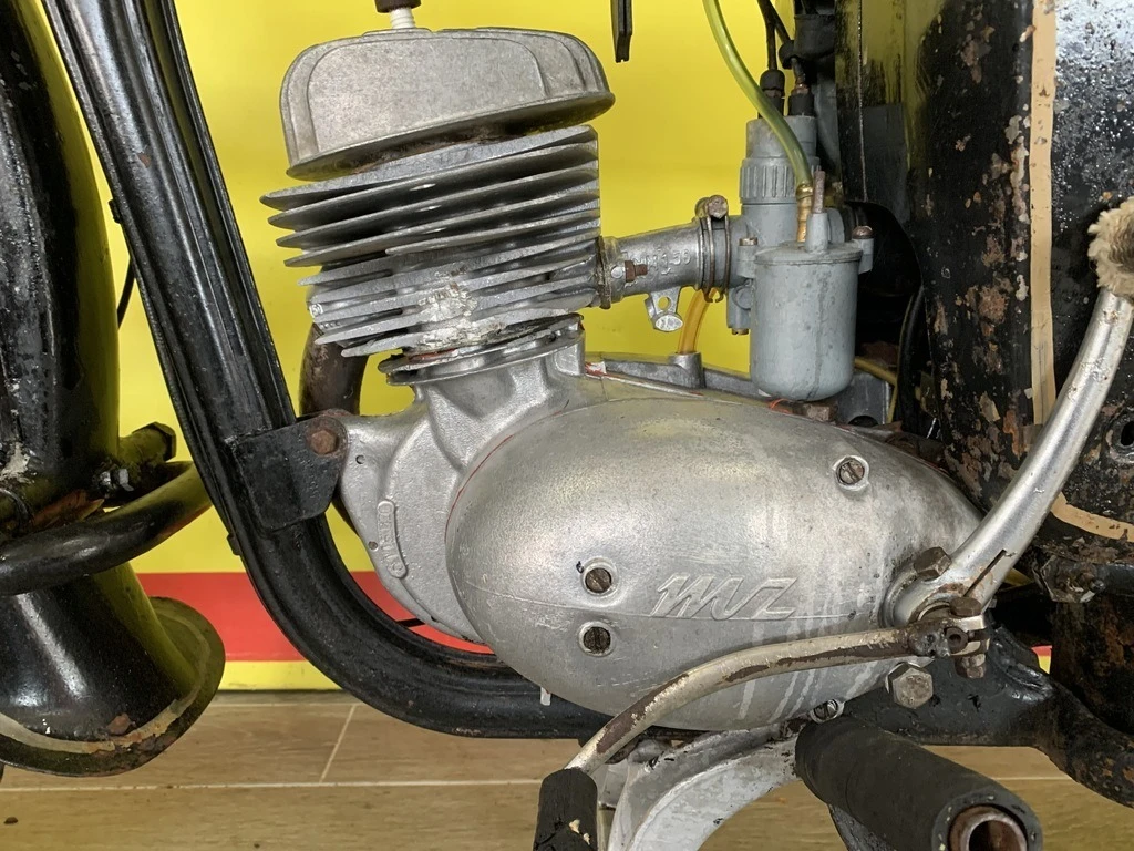 Mz 15o ES 150 (1968) | Mobile.bg   14