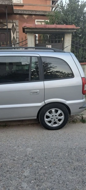 Opel Zafira  Газ 116 кс. , снимка 6
