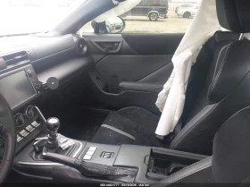 Toyota GR86 2.4l Premium, снимка 5