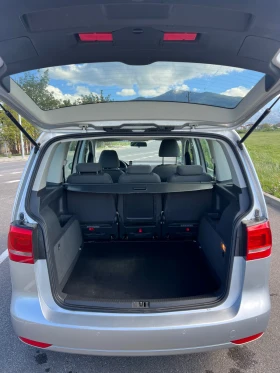 VW Touran 1.6 TDI // Нави // Клима // Парктроник - 11999 лв. - 54038902 10