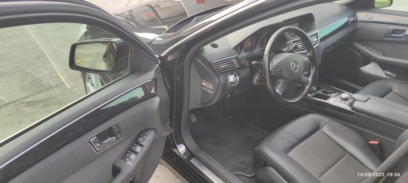 Mercedes-Benz E 350, снимка 10 - Автомобили и джипове - 47432025