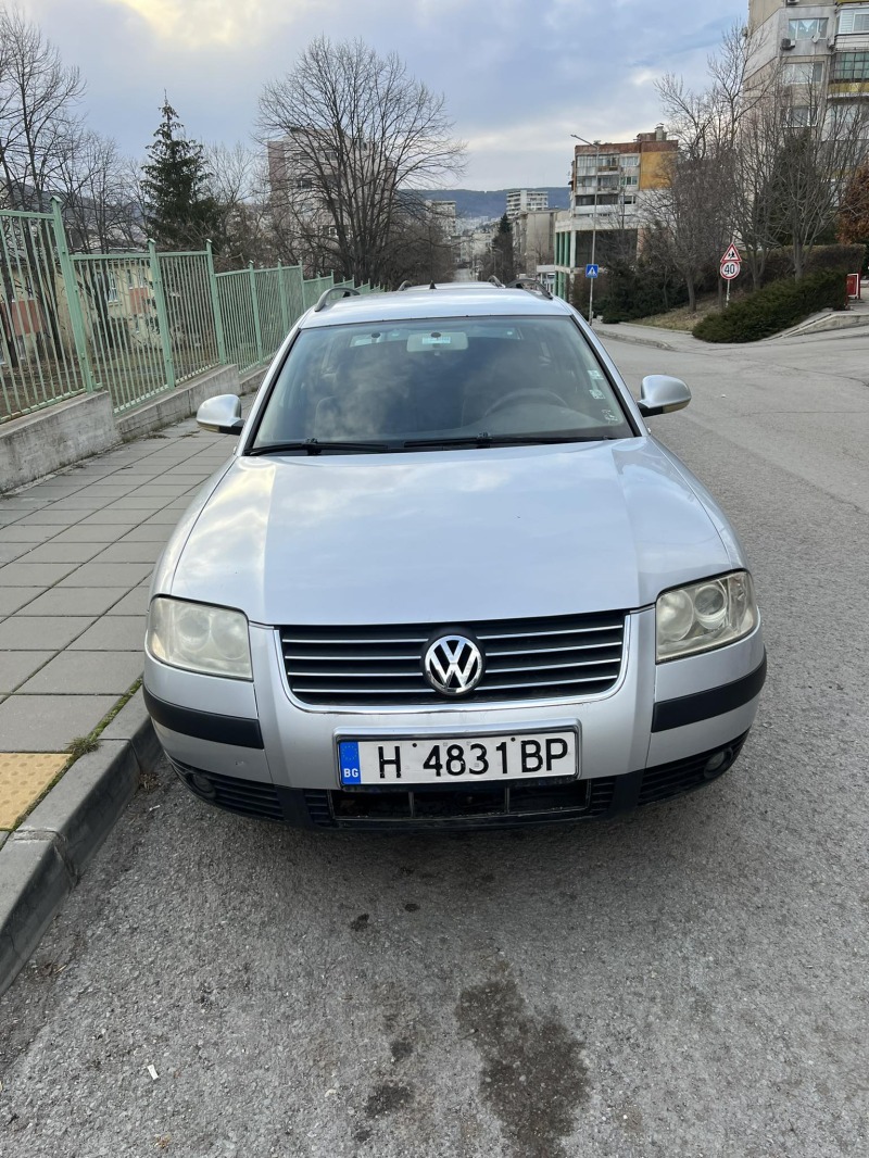 VW Passat, снимка 1 - Автомобили и джипове - 45512258