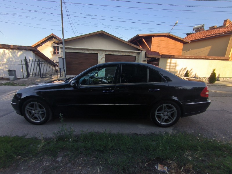 Mercedes-Benz E 320, снимка 8 - Автомобили и джипове - 46541346