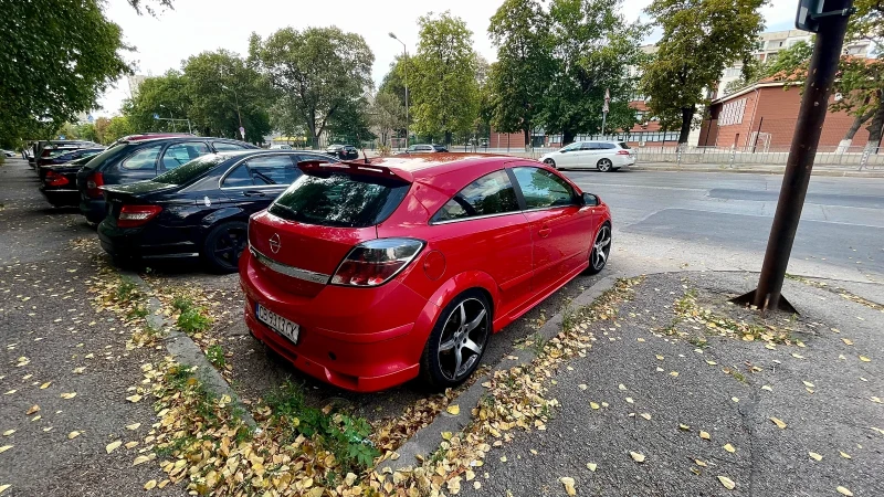 Opel Astra GTC, снимка 1 - Автомобили и джипове - 47079875