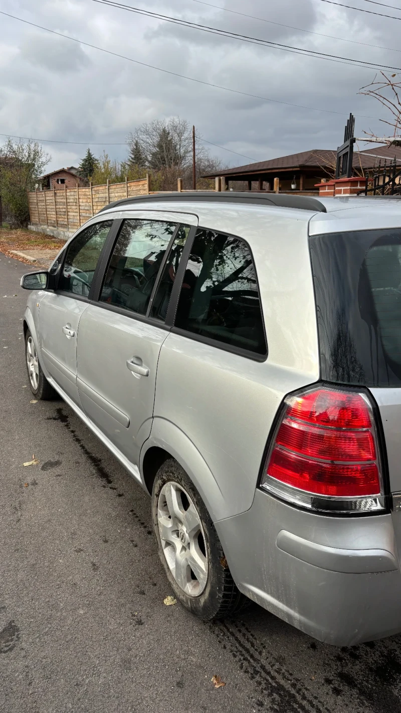 Opel Zafira, снимка 2 - Автомобили и джипове - 47993303