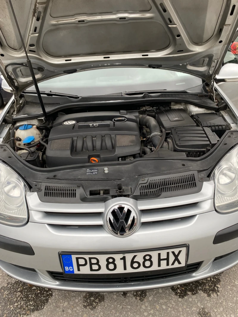 VW Golf, снимка 8 - Автомобили и джипове - 48229338