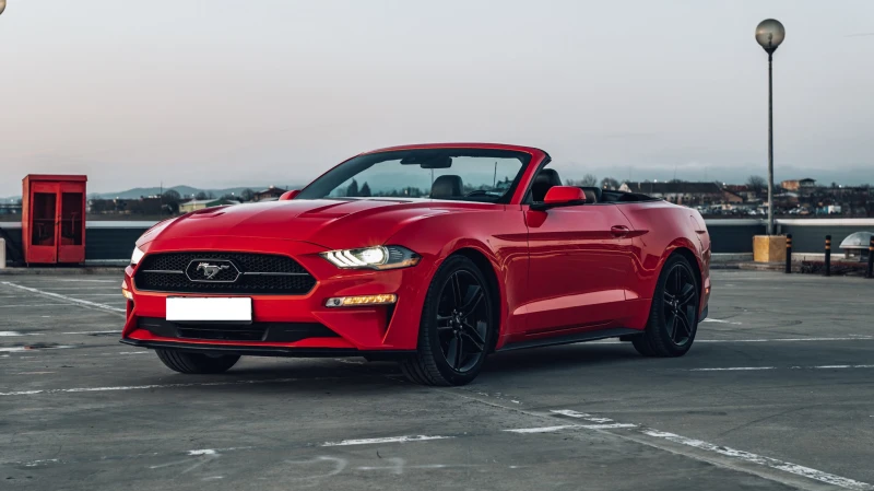 Ford Mustang 2.3 EcoBoost, снимка 1 - Автомобили и джипове - 48852376