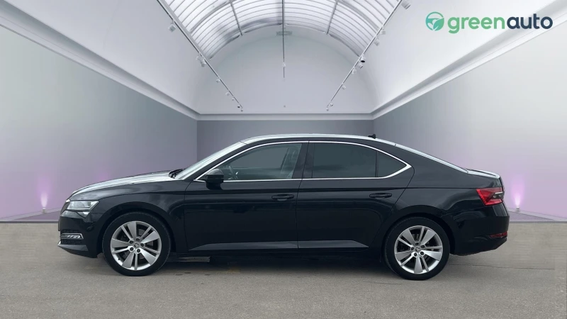 Skoda Superb 2.0 TDi Style 4X4, Месечна вноска от 650 лв., снимка 6 - Автомобили и джипове - 49284255