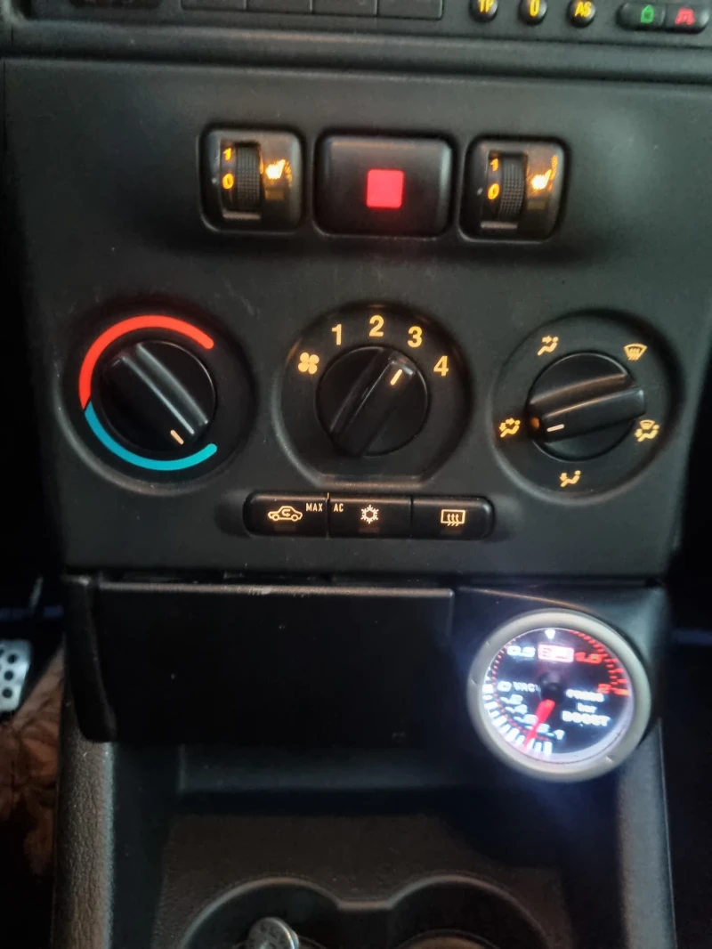 Opel Zafira 2.0 OPC Turbo, снимка 8 - Автомобили и джипове - 51012172