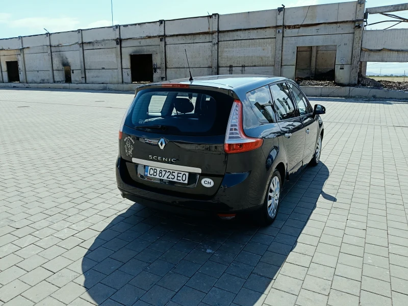 Renault Grand scenic 2.0 AUTOMATIC 6+ 1, снимка 4 - Автомобили и джипове - 50966572