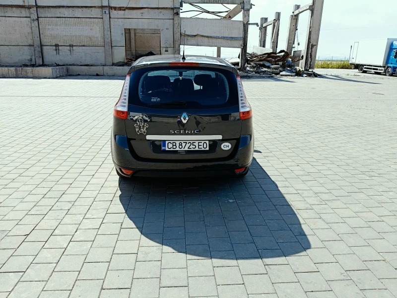 Renault Grand scenic 2.0 AUTOMATIC 6+ 1, снимка 5 - Автомобили и джипове - 50966572