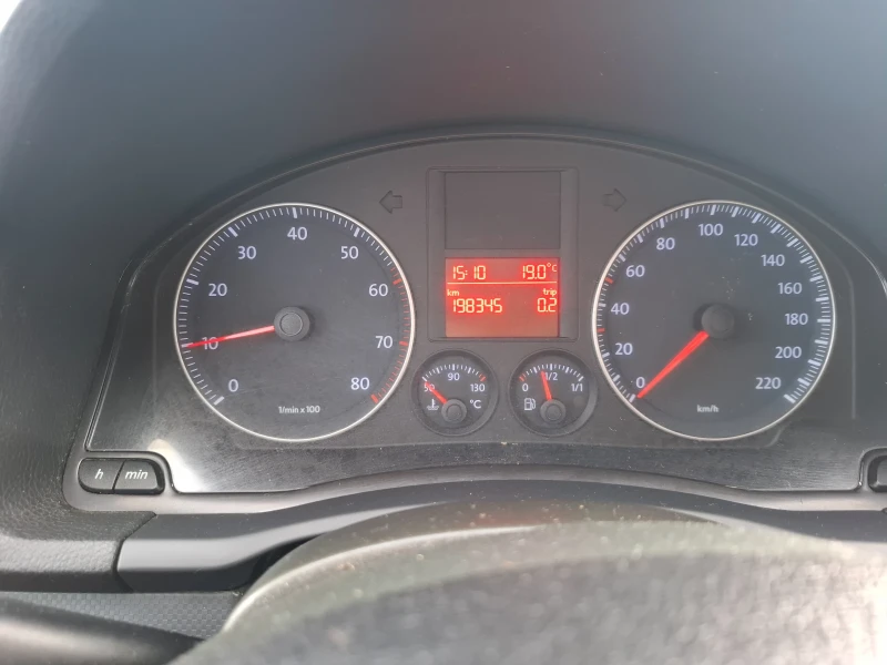 VW Golf 1.4I, снимка 13 - Автомобили и джипове - 52565228