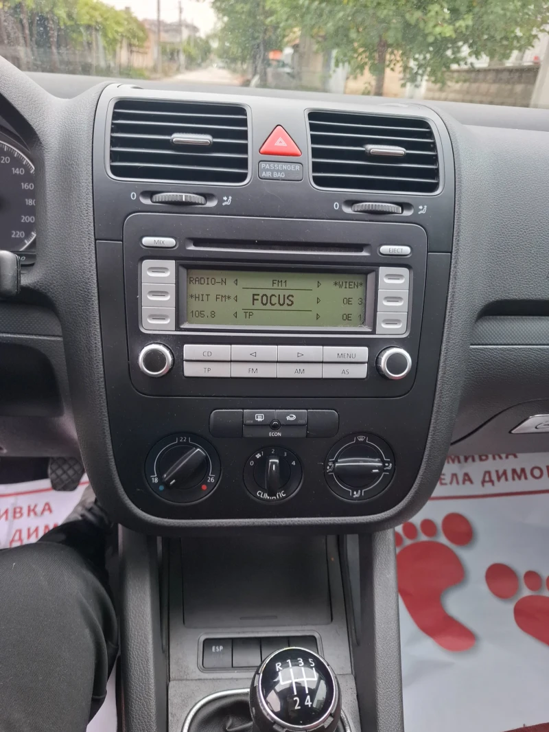 VW Golf 1.4I, снимка 11 - Автомобили и джипове - 52565228