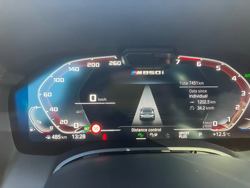 BMW 850 8000km/ LED/panorama/HUD/M850-xDRIVE, снимка 11 - Автомобили и джипове - 52589656