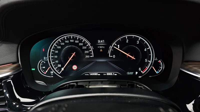 BMW 520 d M sport, снимка 7 - Автомобили и джипове - 52563126