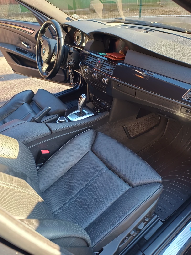 BMW 530 xDrive M-пакет, снимка 13 - Автомобили и джипове - 52851892