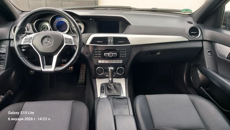 Mercedes-Benz C 300 30.AMG 7 gtronic Facelift 4 MATIK., снимка 16 - Автомобили и джипове - 53041175
