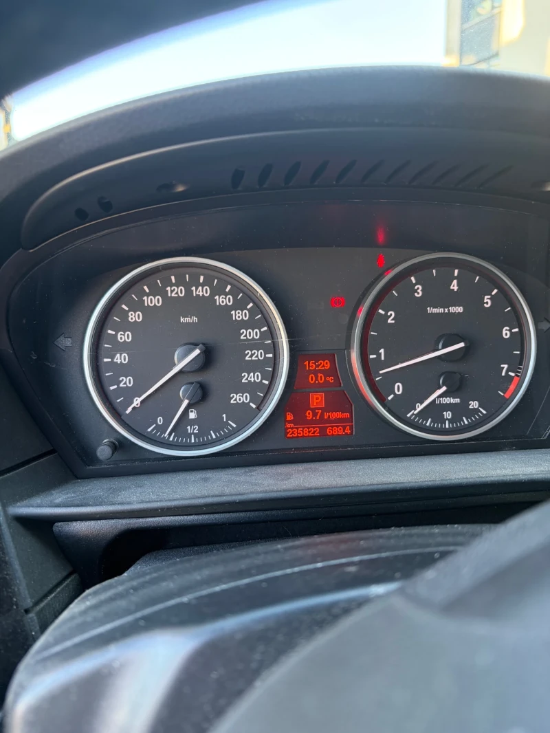 BMW 525 XI Facelift , снимка 10 - Автомобили и джипове - 53154731