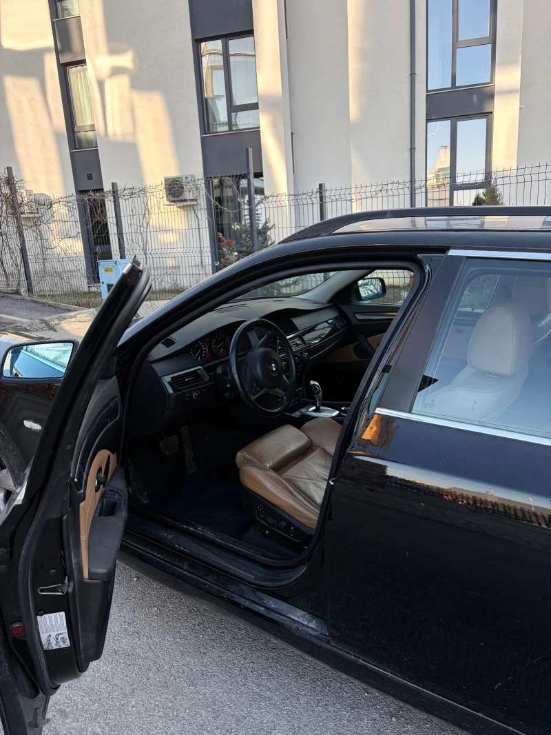 BMW 525 XI Facelift , снимка 5 - Автомобили и джипове - 53154731