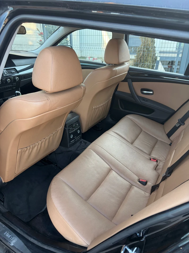BMW 525 XI Facelift , снимка 8 - Автомобили и джипове - 53154731