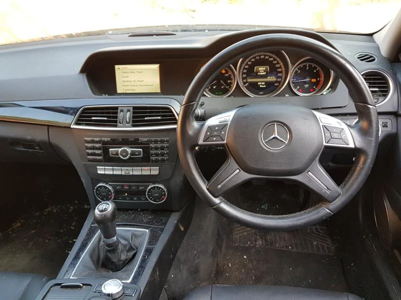 Mercedes-Benz C 220 Facelift 651 4 Marik кожа 113 000 мили, снимка 16 - Автомобили и джипове - 24002411