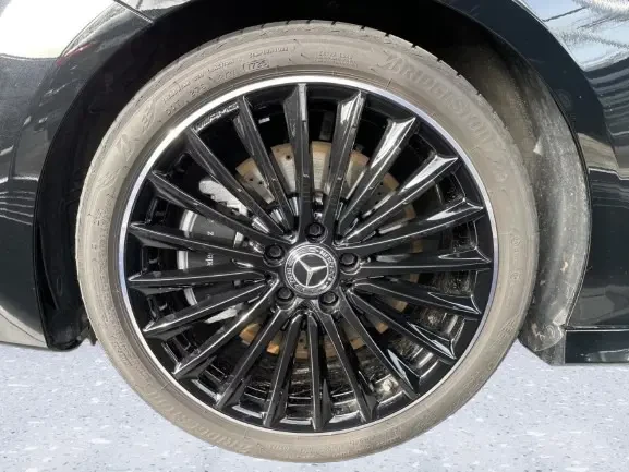 Mercedes-Benz CLA 250 4Matic = AMG Line = Night Package Гаранция, снимка 4 - Автомобили и джипове - 54204863