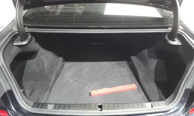 BMW 740 d xDrive M-Sport, снимка 17 - Автомобили и джипове - 55753712