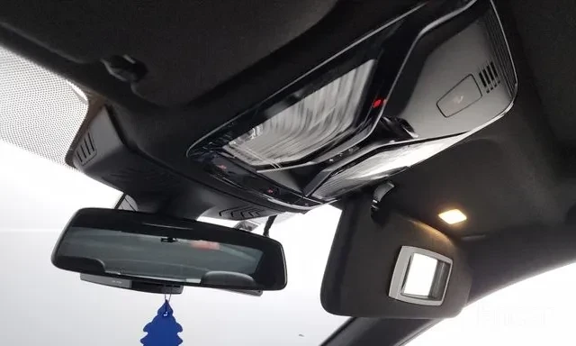 BMW 740 d xDrive M-Sport, снимка 14 - Автомобили и джипове - 55753712