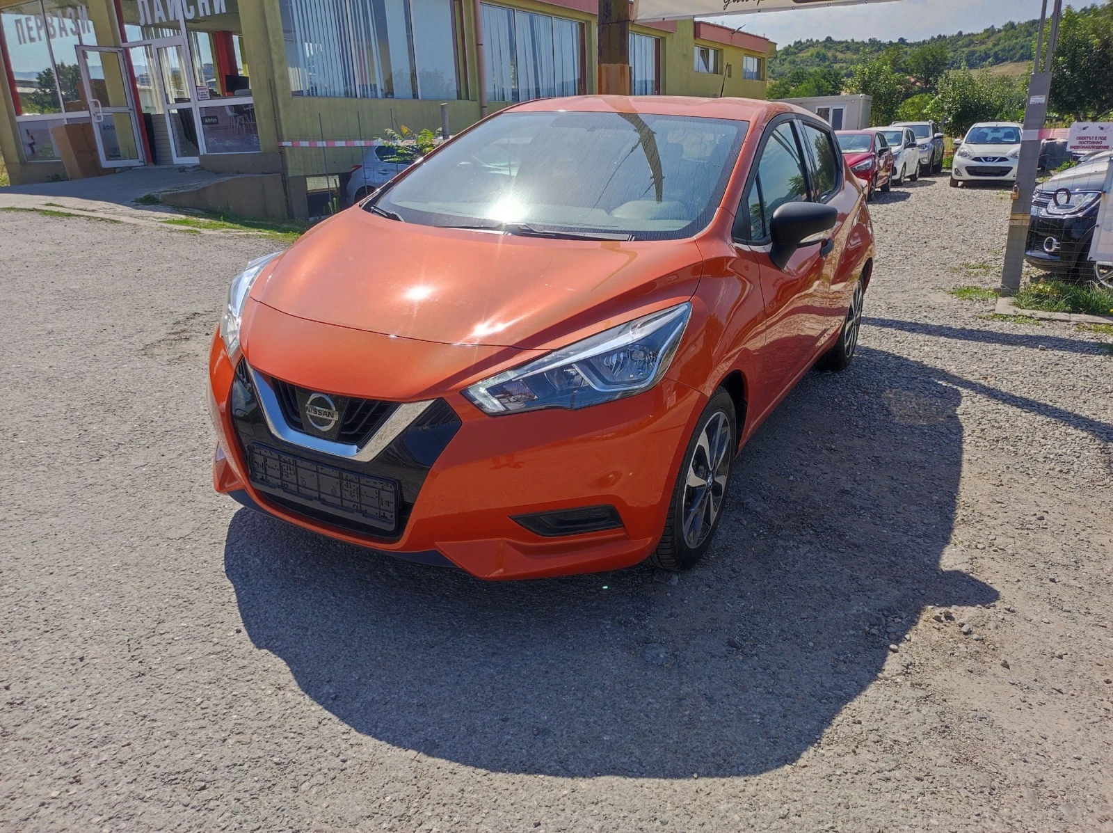 Nissan Micra Color Edition  - изображение 10