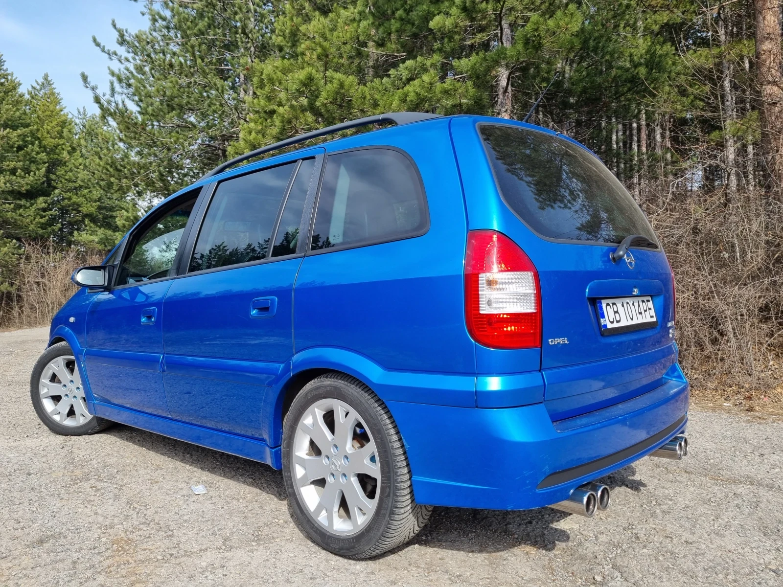 Opel Zafira 2.0 OPC Turbo - изображение 3