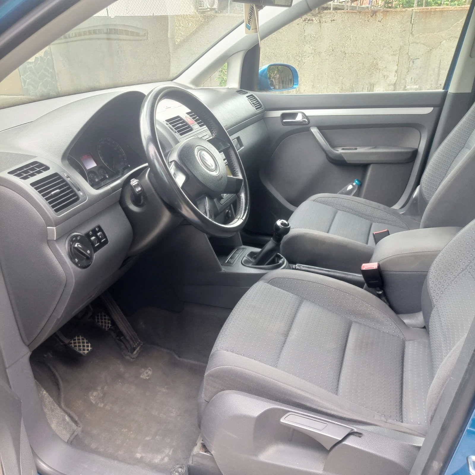 VW Touran 1.9TDI  101k.c. - изображение 6