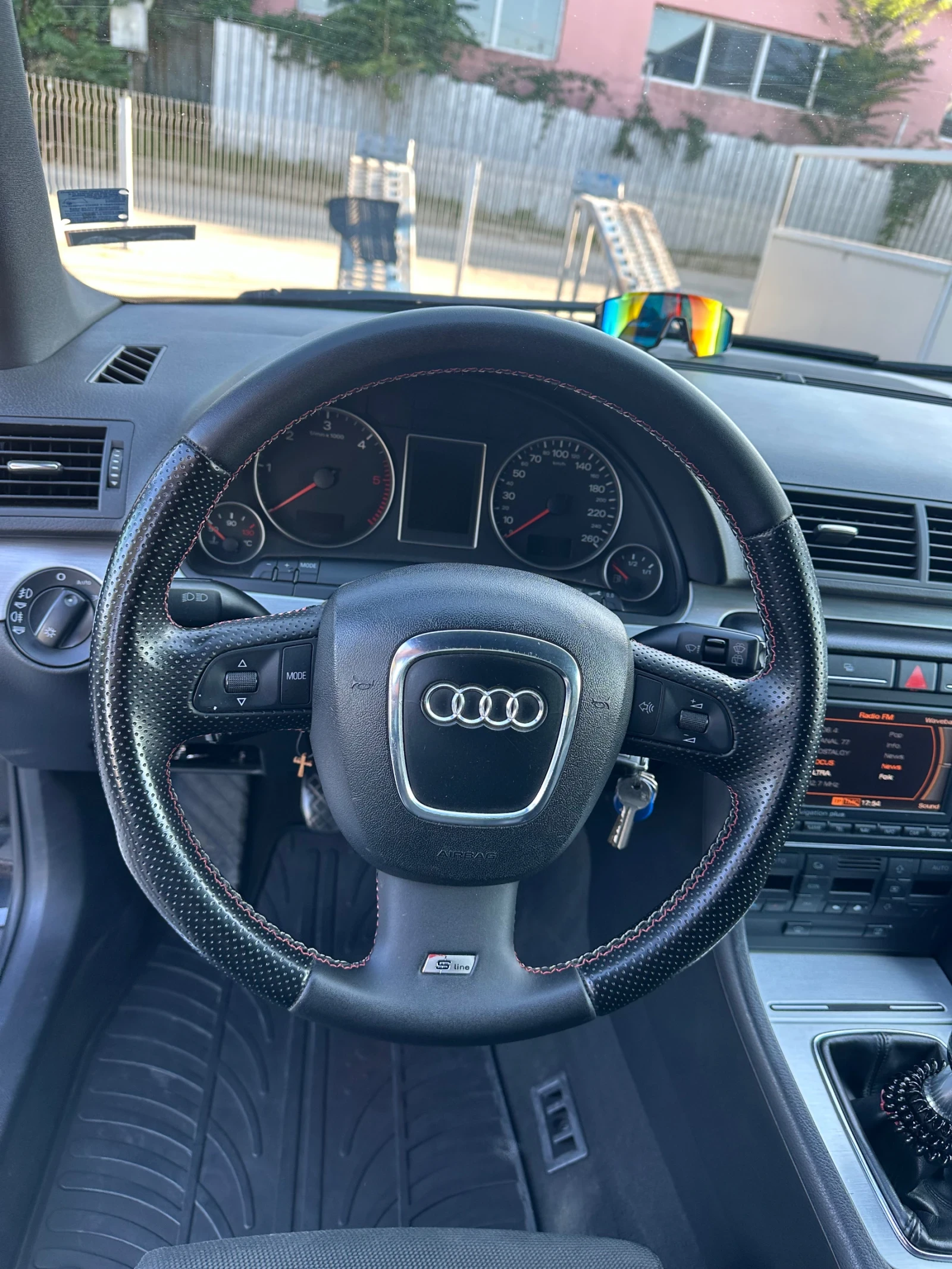 Audi A4 S-LINE - изображение 9