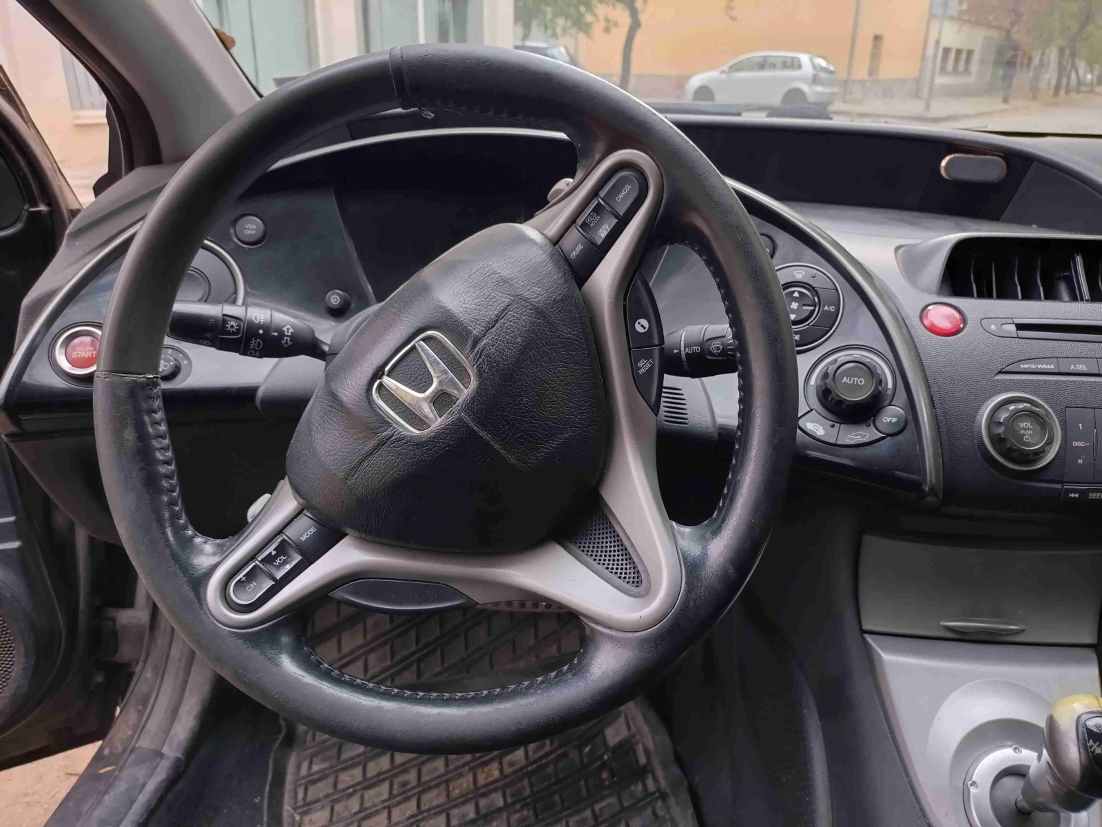 Honda Civic  - изображение 8