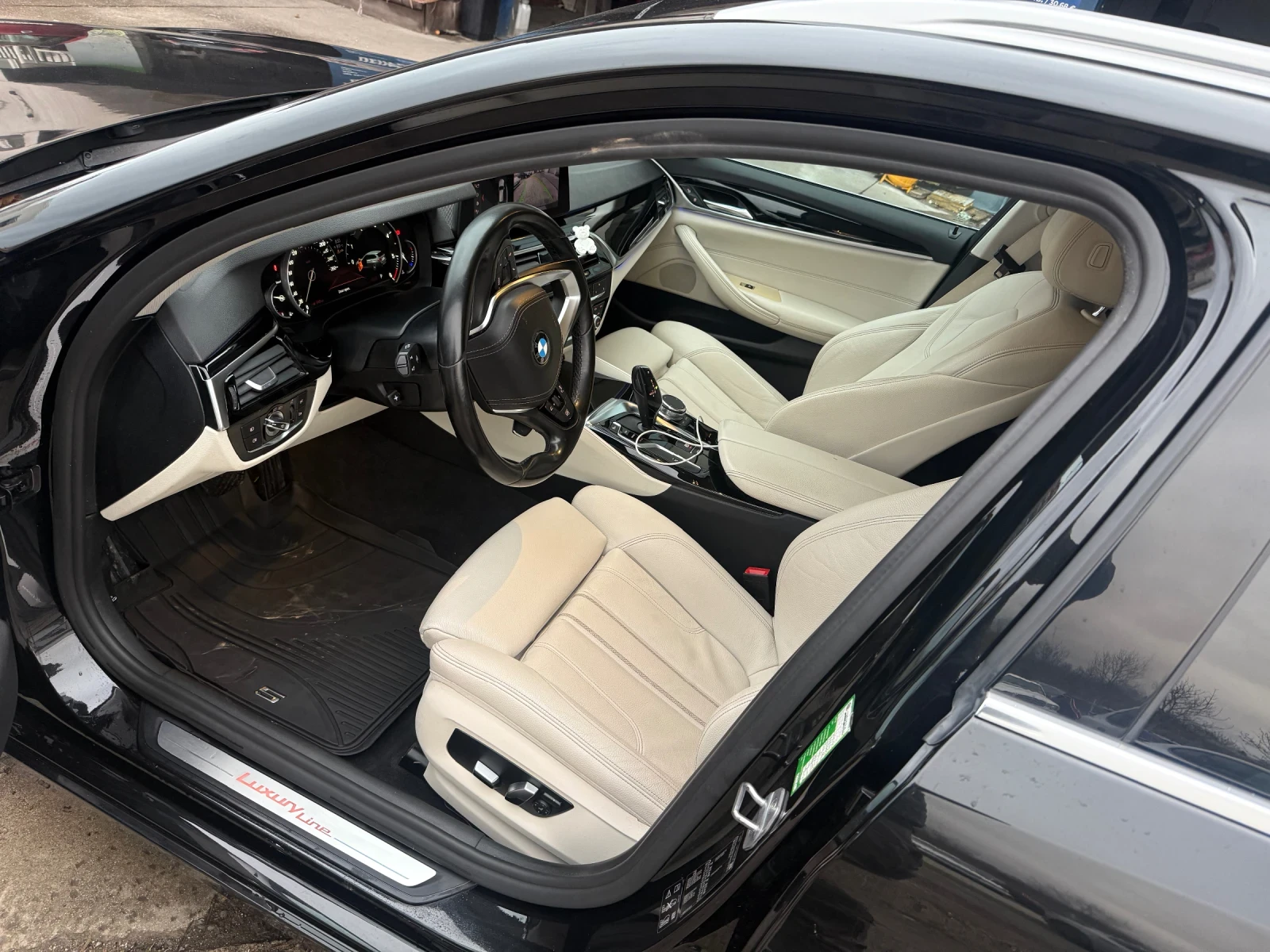 BMW 520  LUXURY LINE  xDrive - изображение 9