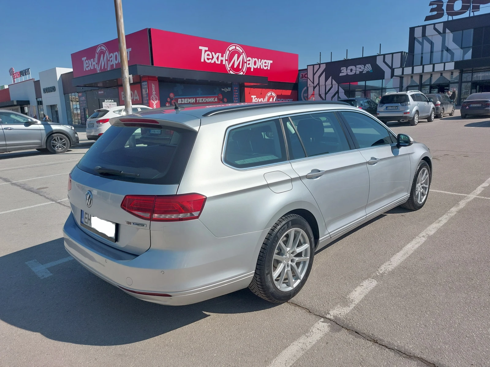 VW Passat, снимка 4 - Автомобили и джипове - 54039394