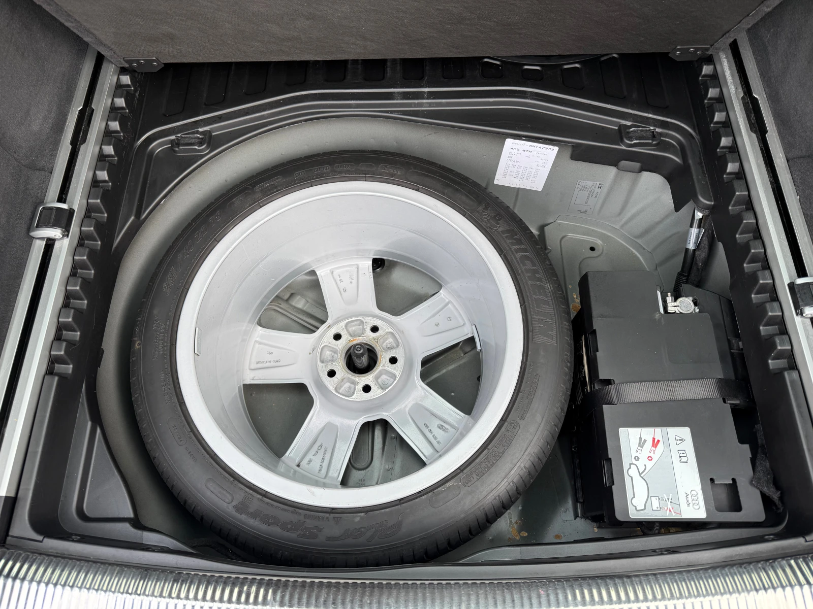 Audi A6 2.8V6 S-LINE* АВТОМАТ* ПОДГРЕВ* NAVI* LED* BOSE, снимка 9 - Автомобили и джипове - 54075717