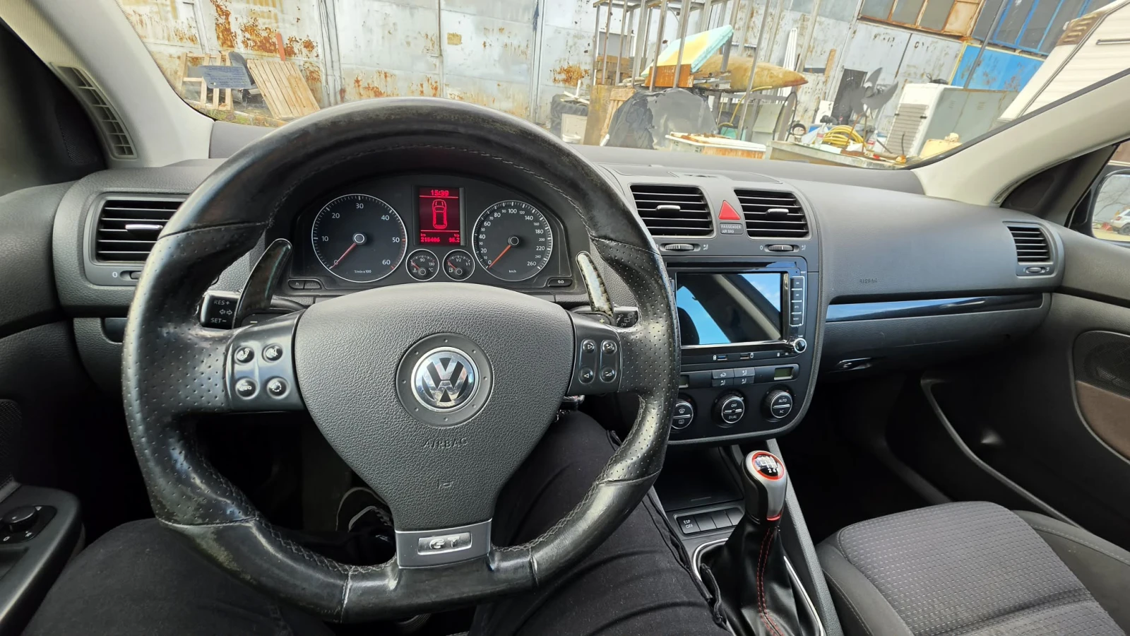 VW Golf 2.0TDI GT 4motion, снимка 14 - Автомобили и джипове - 54093357