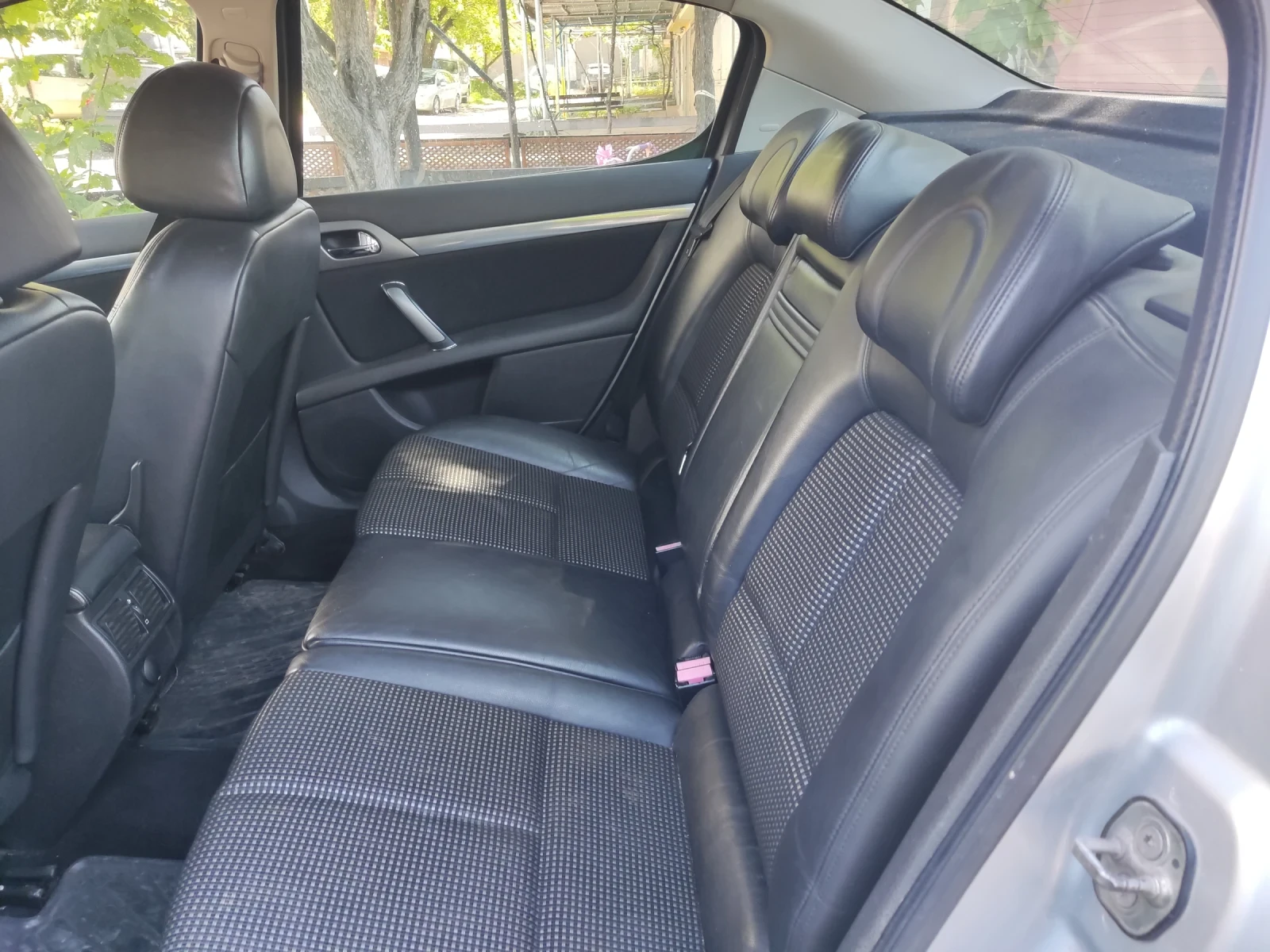 Peugeot 407, снимка 8 - Автомобили и джипове - 54441338