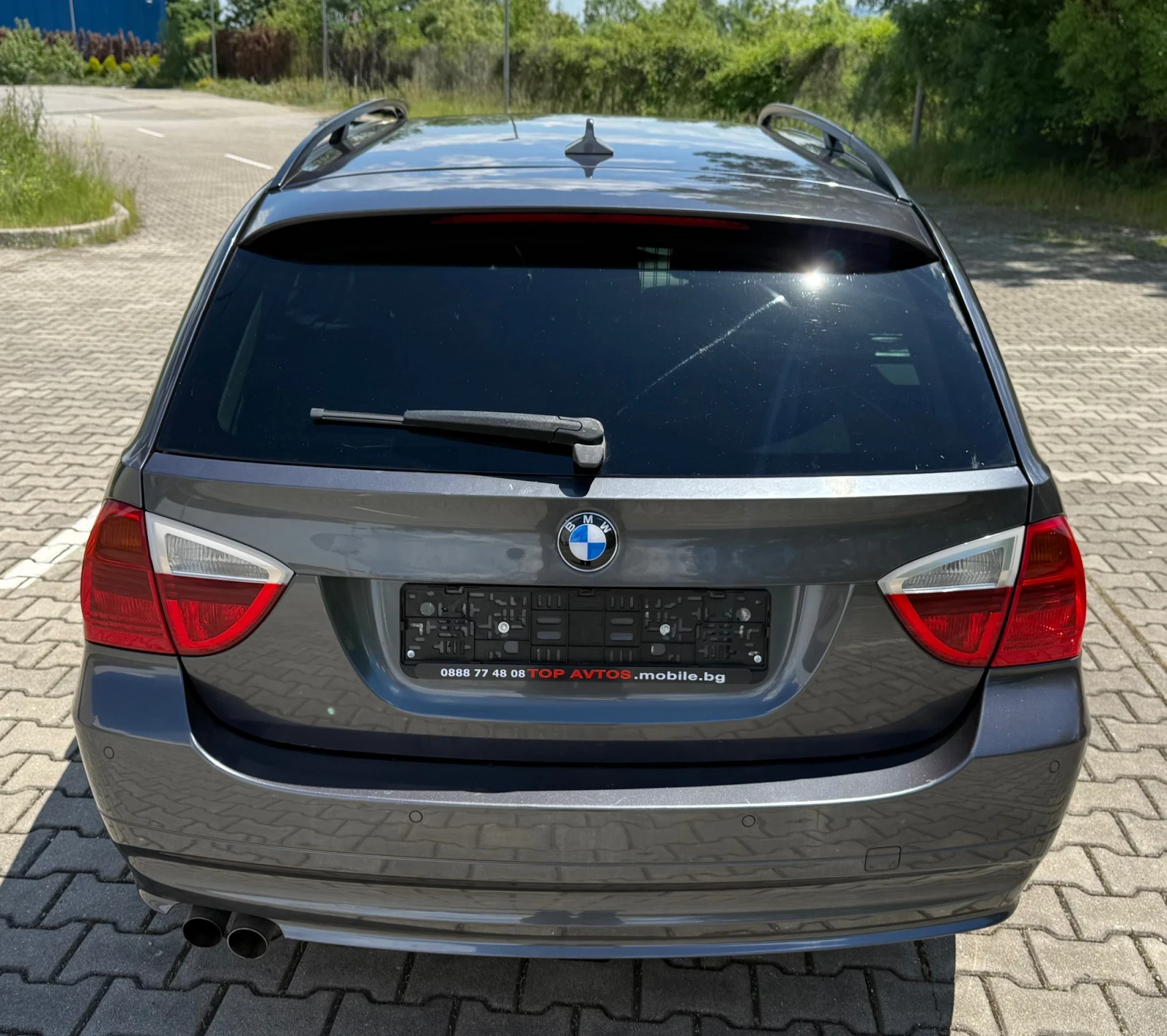 BMW 325 i/218kc/Автоматик/RWD/Navi/PDC/Bi-Xenon/Серв.истор, снимка 5 - Автомобили и джипове - 54672570