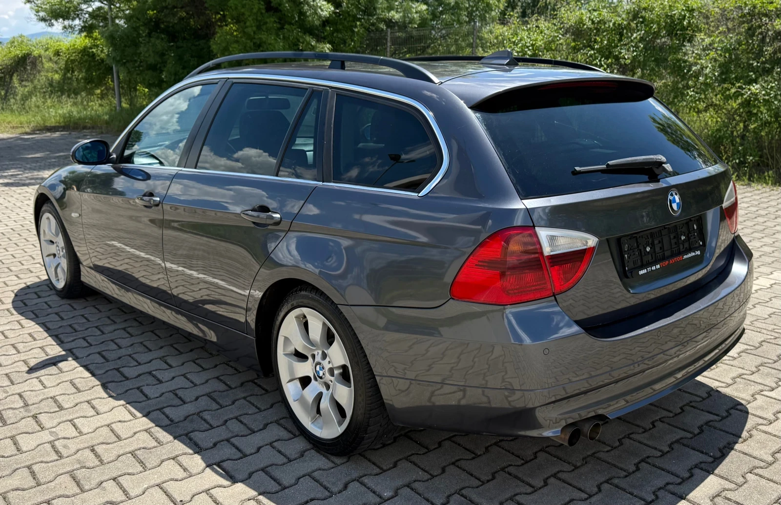 BMW 325 i/218kc/Автоматик/RWD/Navi/PDC/Bi-Xenon/Серв.истор, снимка 6 - Автомобили и джипове - 54672570
