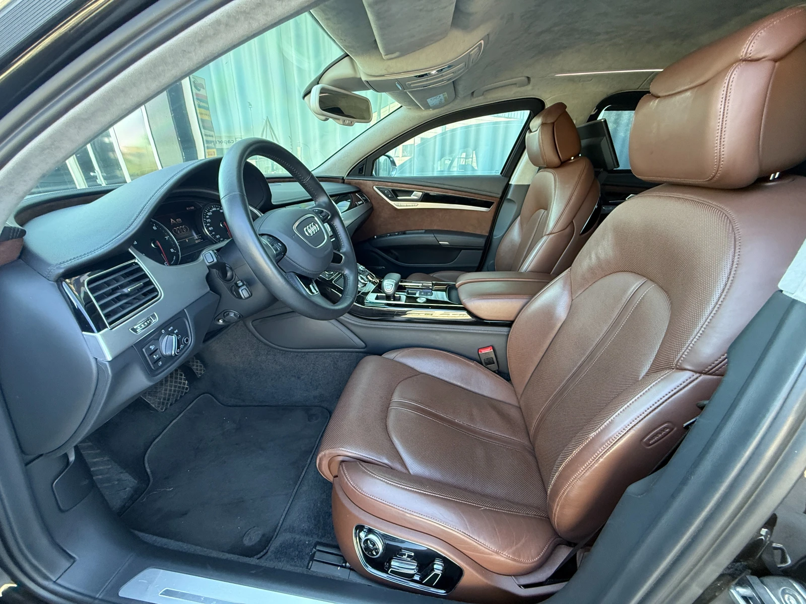 Audi A8 Брониран  VR 9, снимка 7 - Автомобили и джипове - 54760555