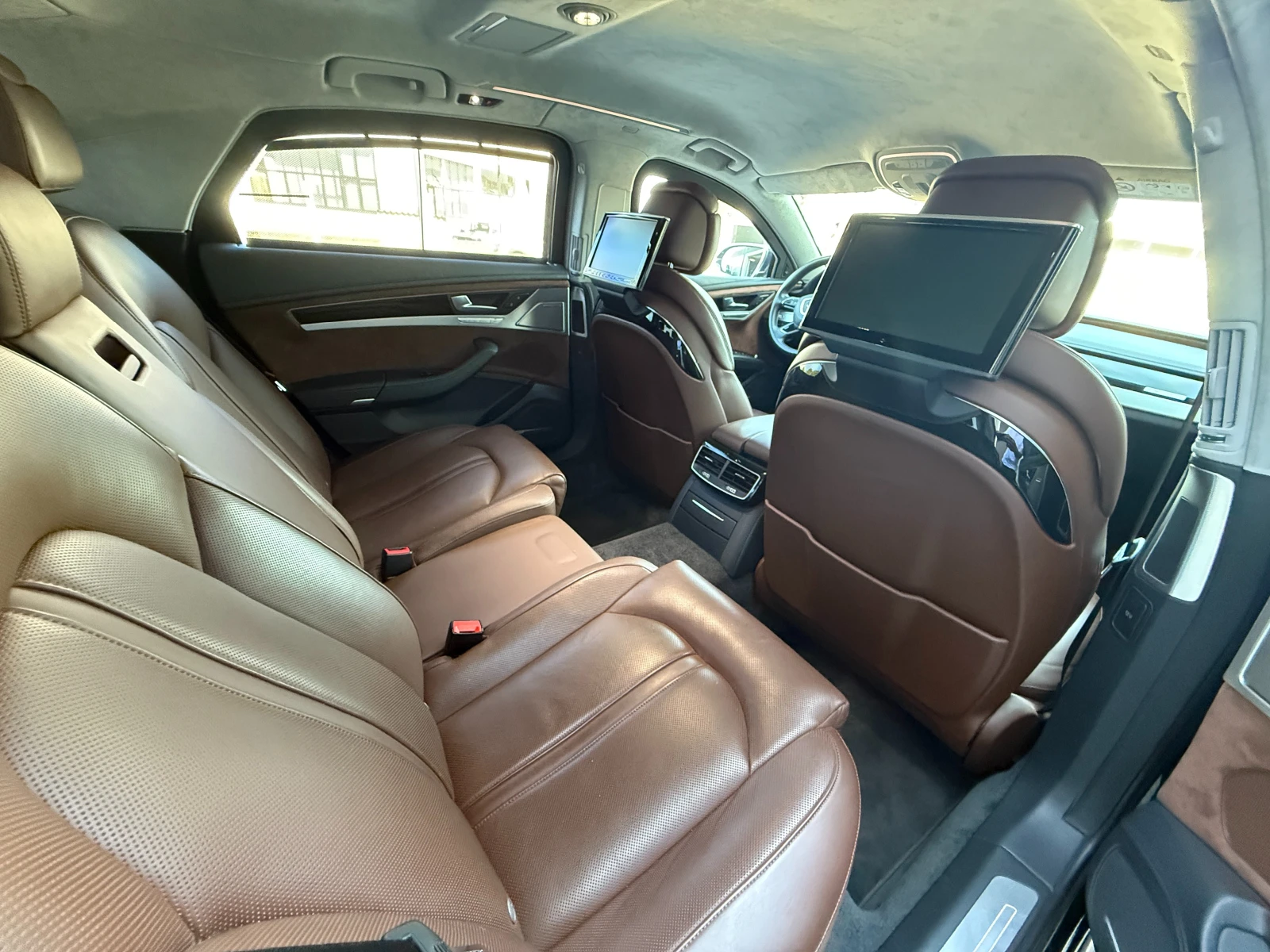 Audi A8 Брониран  VR 9, снимка 12 - Автомобили и джипове - 54760555