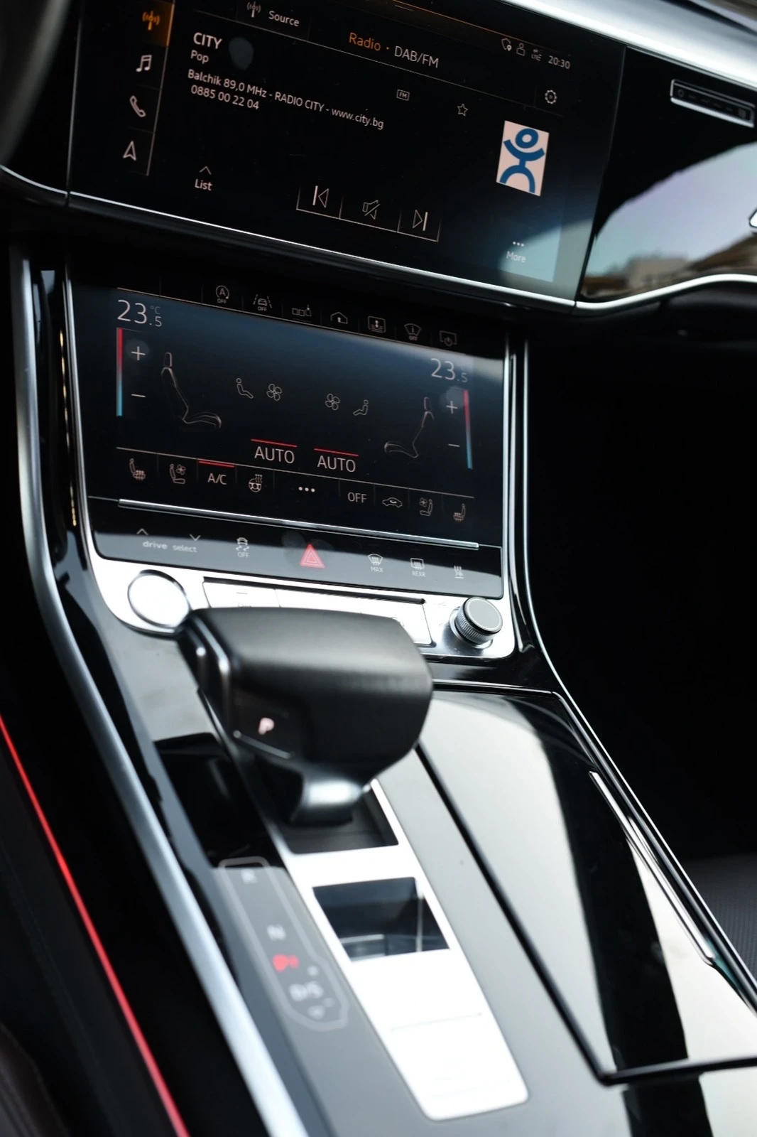 Audi A8 55 TFSI, снимка 12 - Автомобили и джипове - 55008590